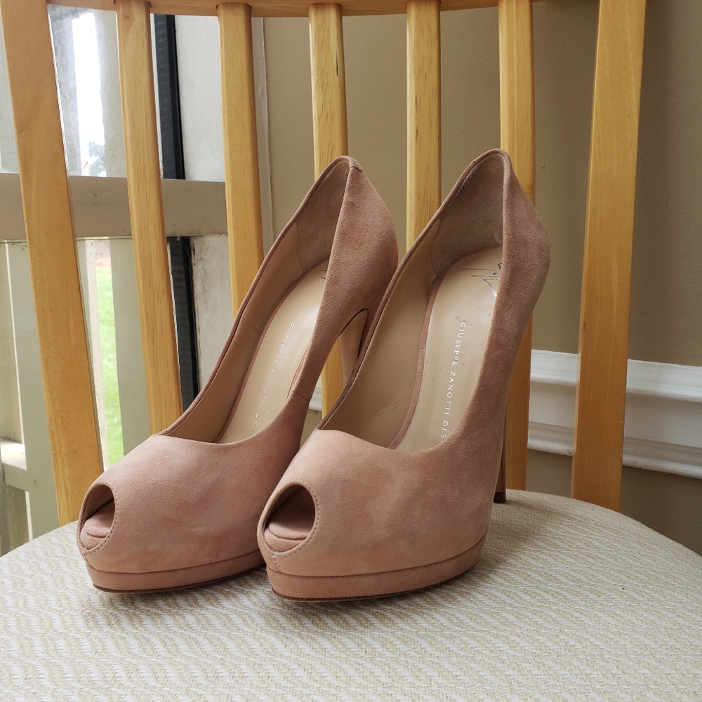 Giuseppe Zanotti European Size 38